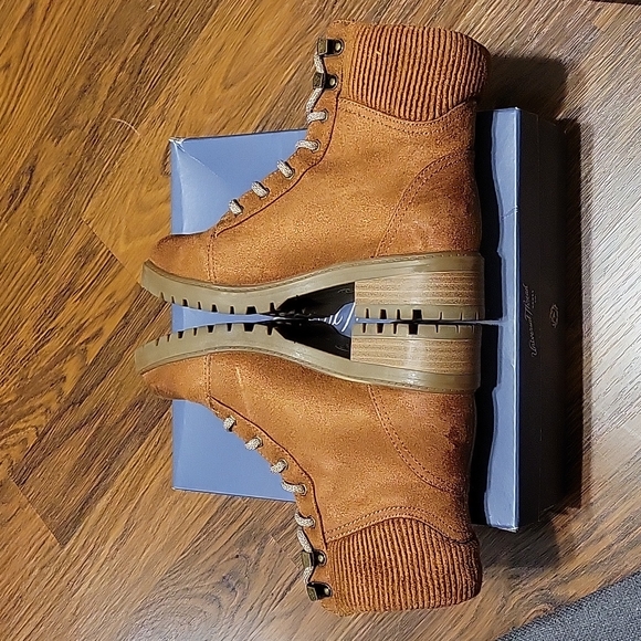 Universal Thread brown boot - Picture 4 of 7
